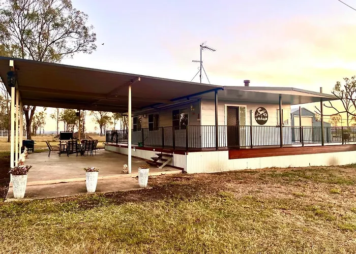 Clarendon Cottage, Near Lowood , Fernvale,